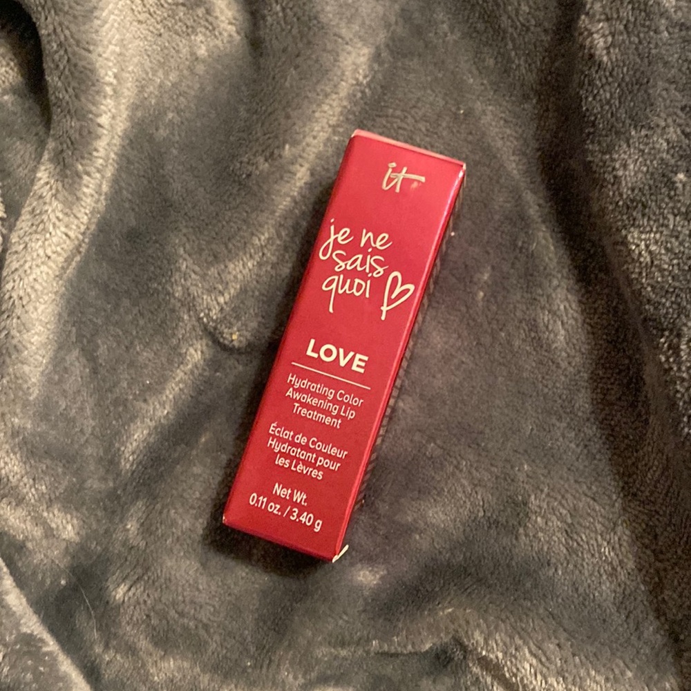It cosmetics lipstick